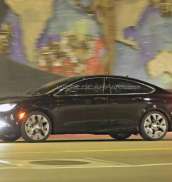 Фото нового седана Chrysler 200