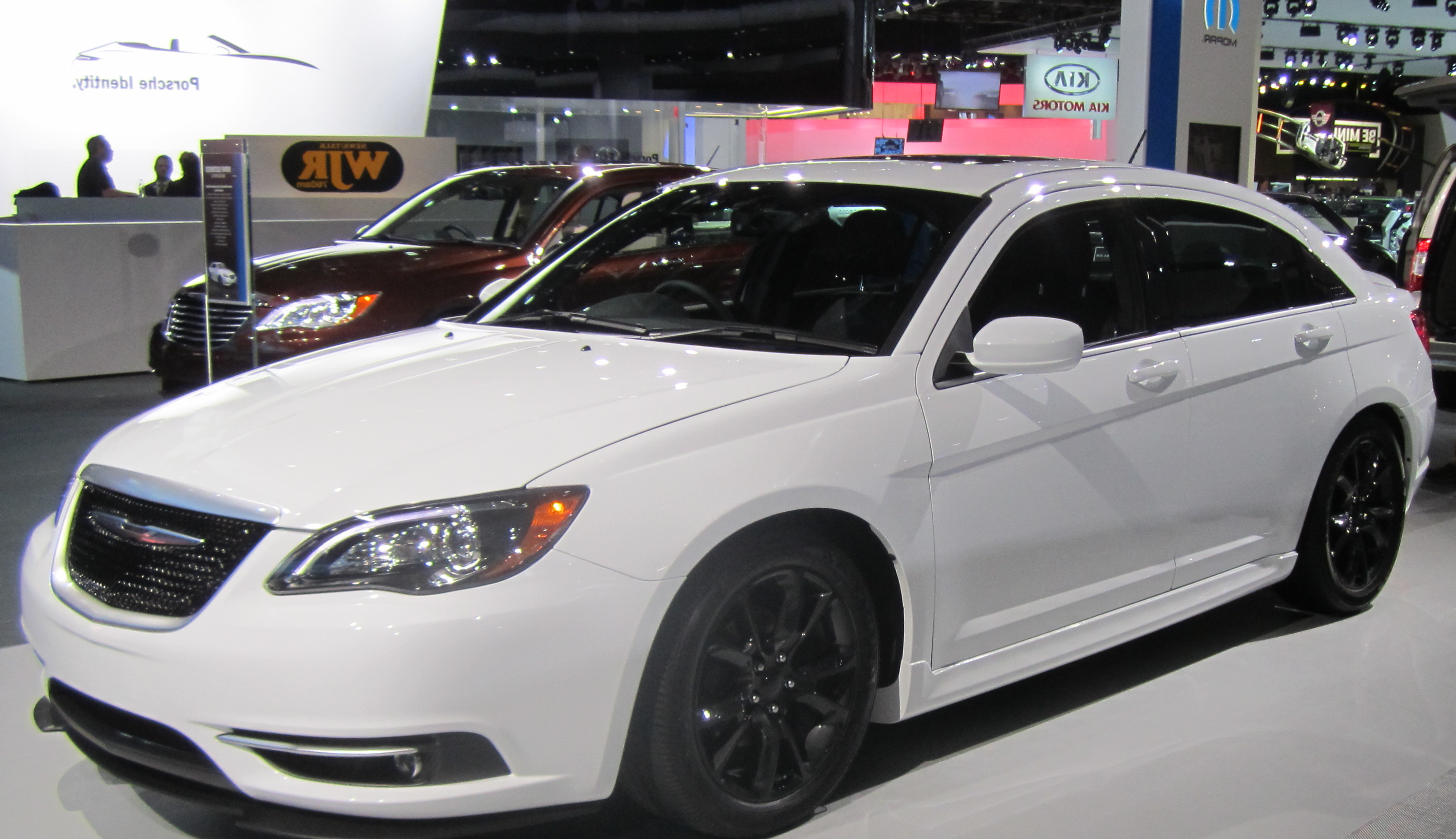 Chrysler 200 – самый популярный автомобиль концерна Chrysler 200