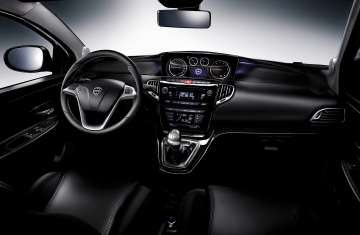 Новая Lancia Ypsilon &ndash; автошоу во Франкфурте 2015