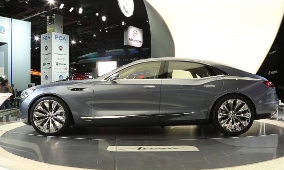 Автомобильный салон в Лос-Анджелесе: Buick LaCrosse Buick LaCrosse 2