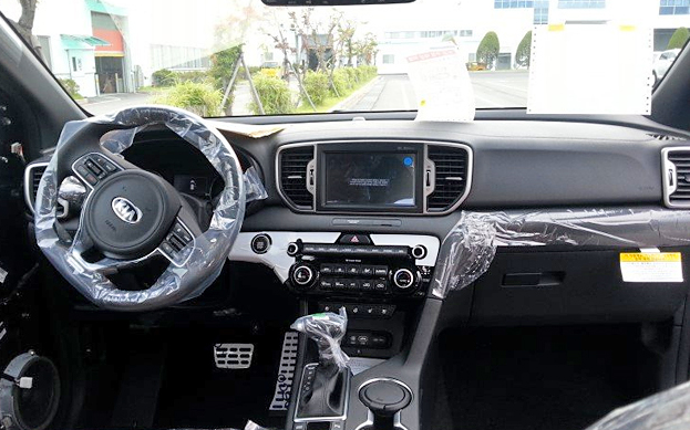 Автомобильный салон Лос-Анджелеса: Kia Sportage Kia Sportage 2