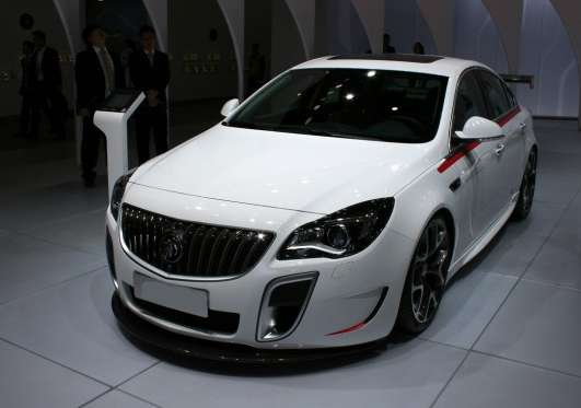 Автомобильный салон в Гуанчжоу: Verano GS Verano GS