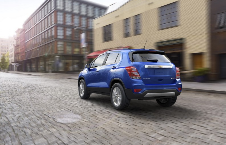 №3 Новый Chevrolet Trax переделали перед дебютом в Чикаго Chevrolet Trax 2
