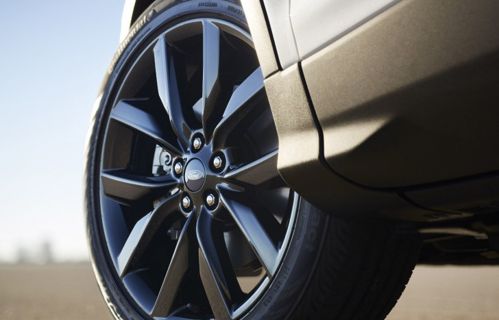 №2 Ford Escape оснастили новым спортивным пакетом настроек Ford Escape 4