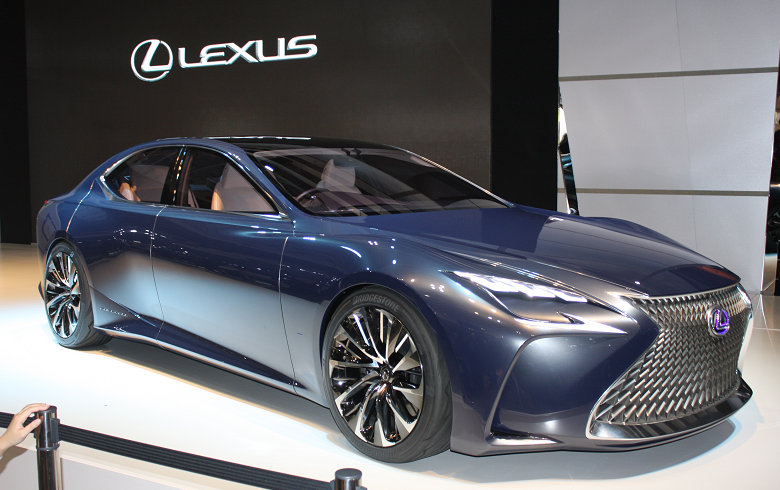 Автомобили на топливных элементах от Lexus начнут строить уже к 2020 году Lexus 5