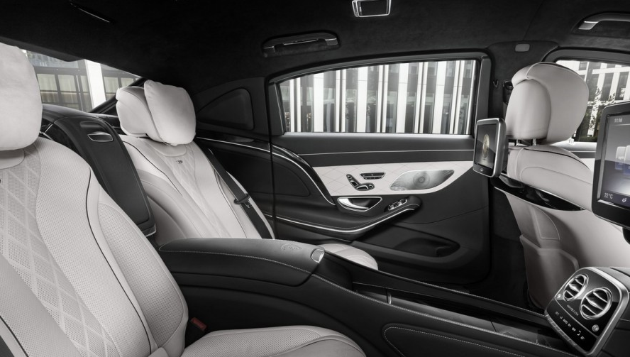 №2 Mercedes-Maybach S600 Guard получит пуленепробиваемый кузов Mercedes-Maybach S600 Guard 2