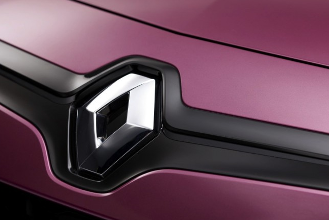 Компания Renault нацелилась на Иран Renault 3