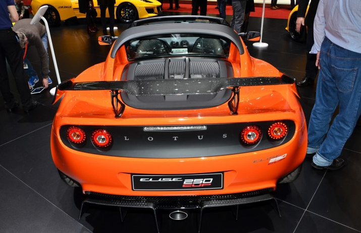 №3 Новый Lotus Elise Cup 250 – автомобильный салон Женевы 2016 Lotus Elise Cup 250 3