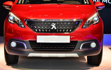 Новый Peugeot 2008 &ndash; автомобильный салон Женевы 2016