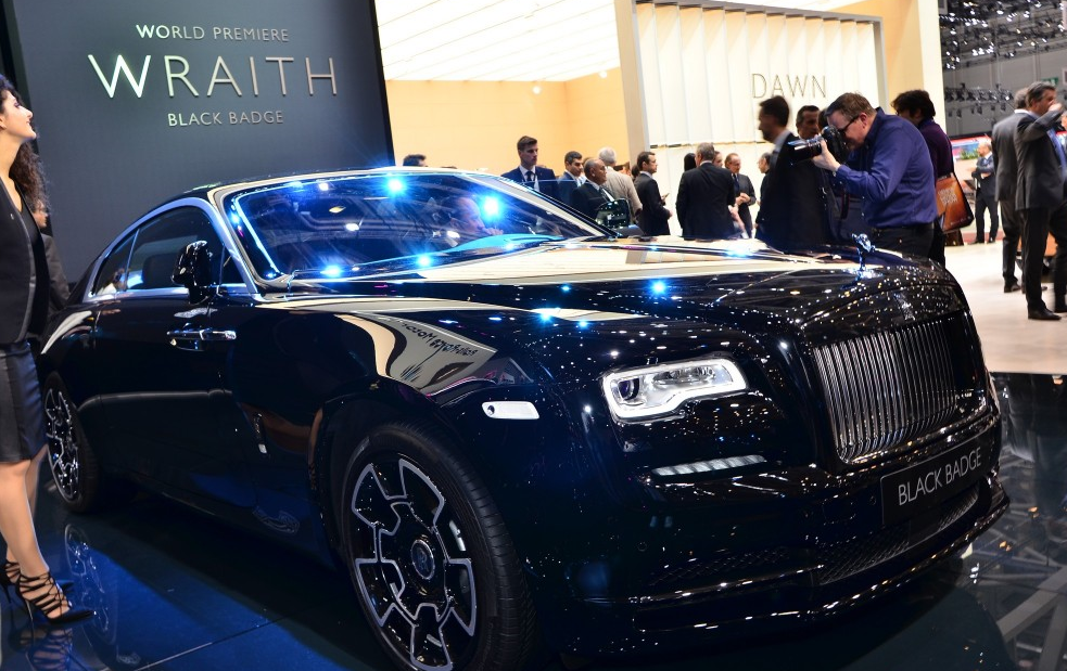 Новый Rolls-Royce Black Badge – автомобильный салон Женевы 2016 Rolls-Royce Black Badge 6
