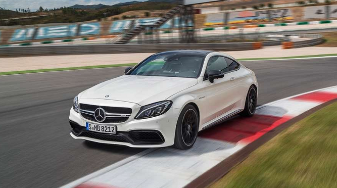 №2 Mercedes-AMG планирует открыть собственные выставочные залы Mercedes-AMG 5