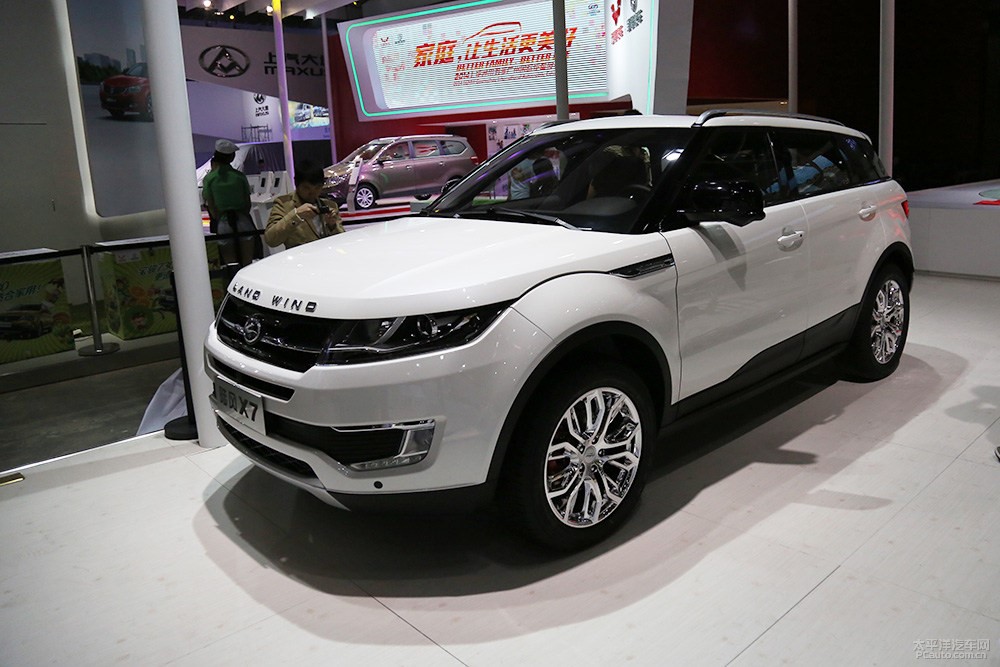 Jaguar Land Rover борется с китайцами против двойника Evoque Jaguar Land Rover