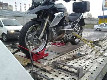 Мотоэвакуатор – особенности услуги, какие компании оказывают услугу в Москве и области