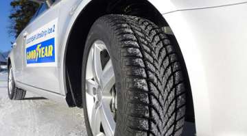 Зимние шины Goodyear UltraGrip Ice